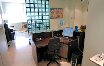 studio odontoiatrico specialistico picchioni reception 2